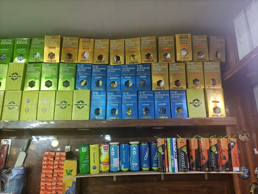 Shuttlecock & Tennis Balls Rack